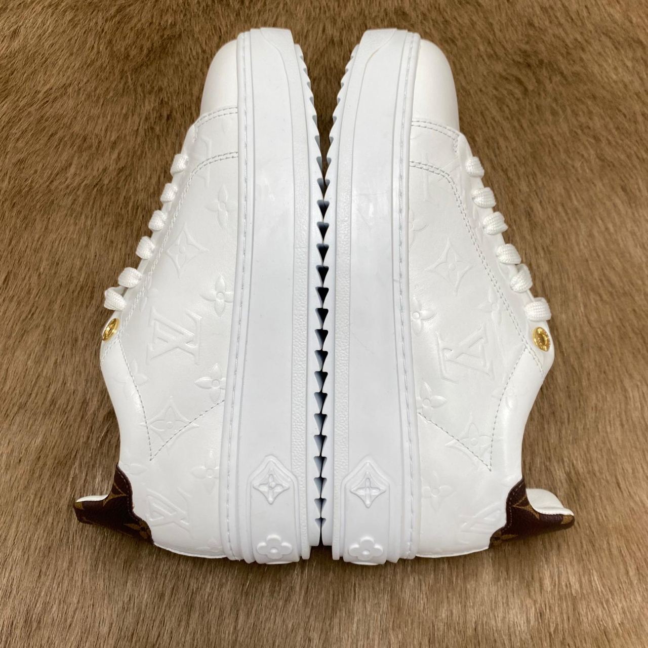 LVS - Bag and Sneakers