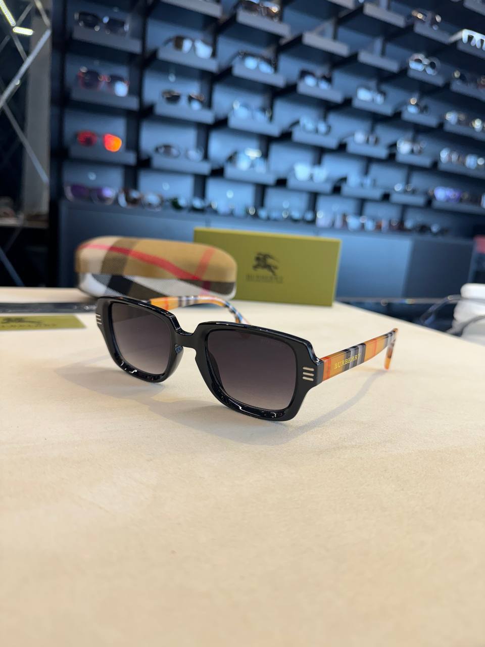 Brbry - Sunglasses
