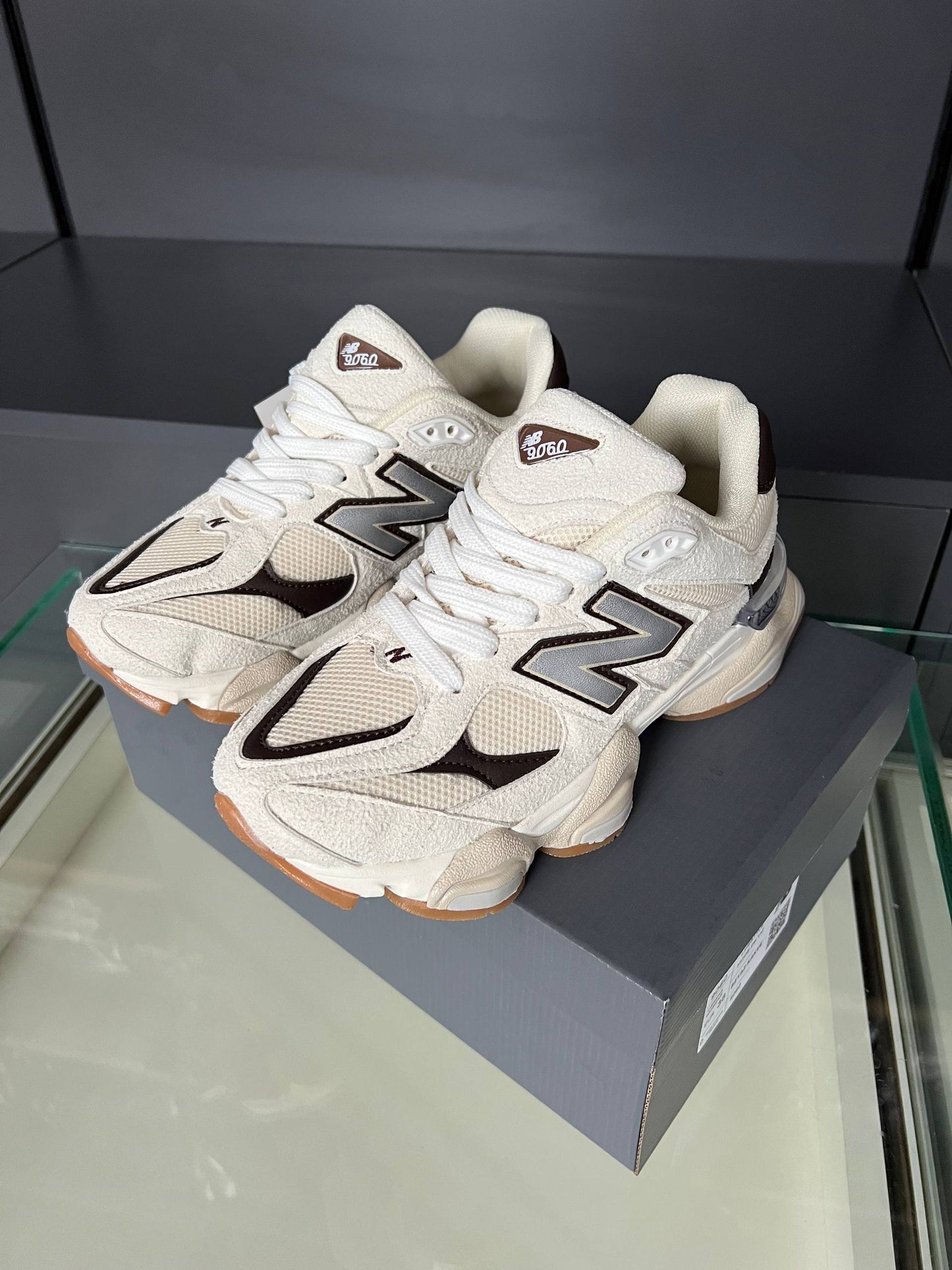 N-W Balance - Shoes