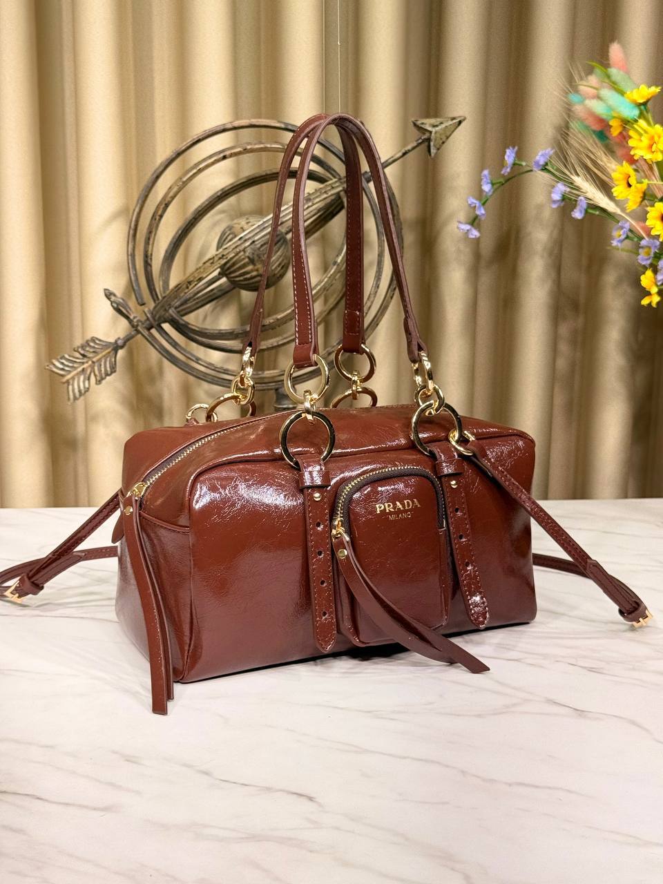 Prd 
Dangle Meium Shoulder Bag