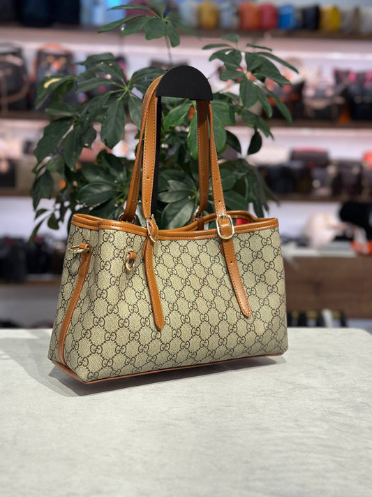 Gg emblem bag