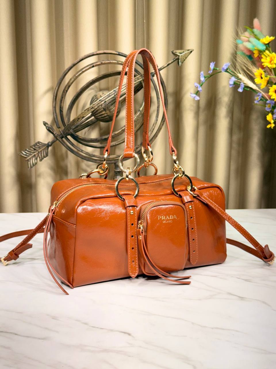 Prd 
Dangle Meium Shoulder Bag