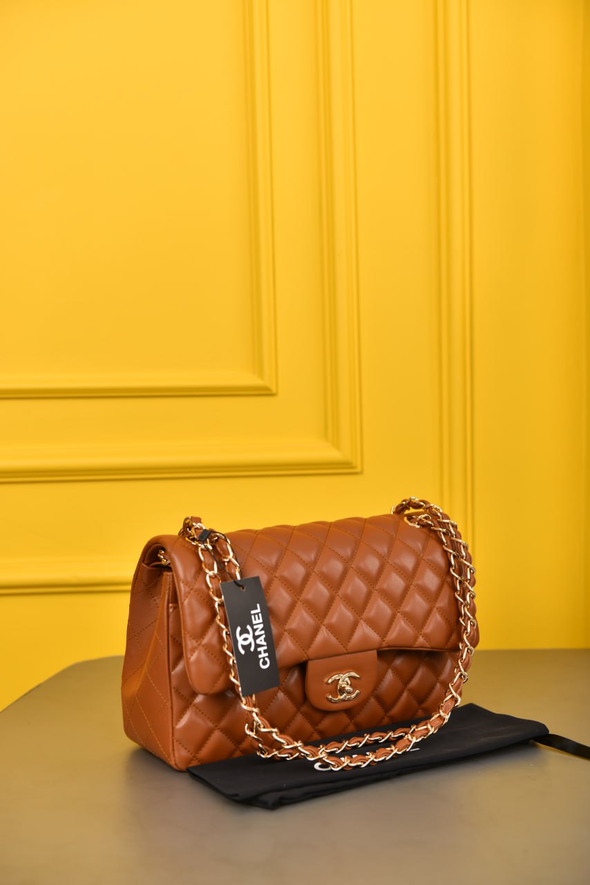 CHNL -2’55 flab bag