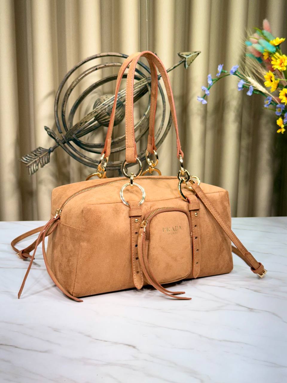 Prd 
Dangle Meium Shoulder Bag