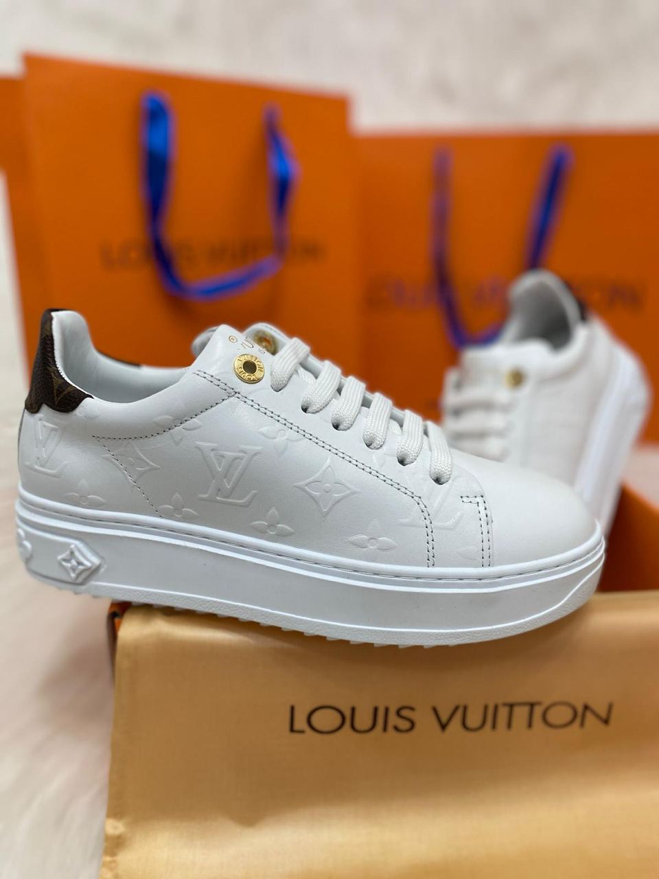 LVS - Bag and Sneakers
