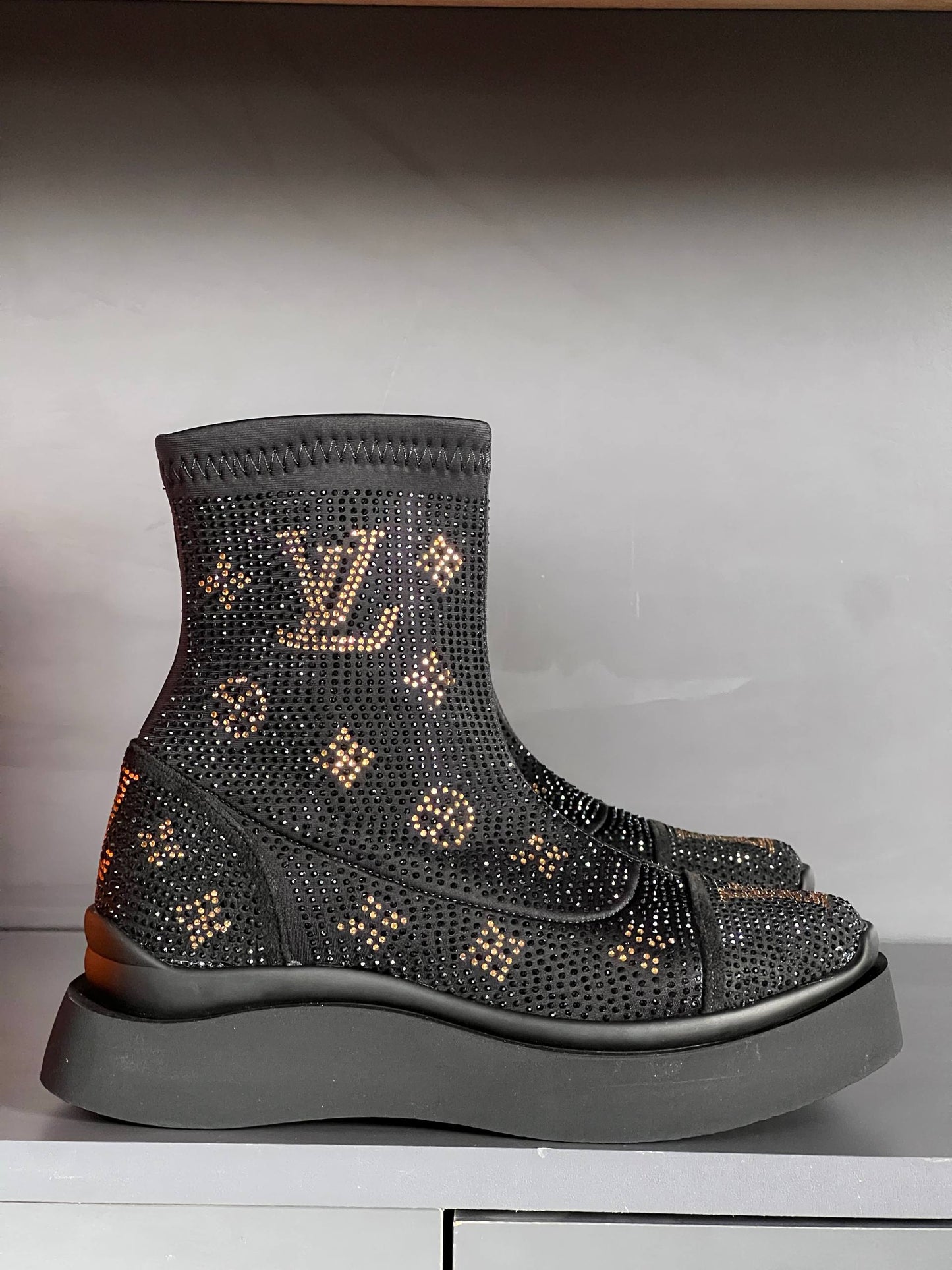 LVS - Conv Shoes