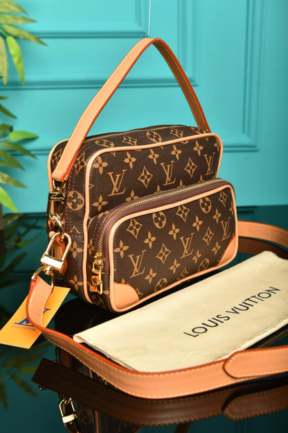 LVS - Nil Crossbody