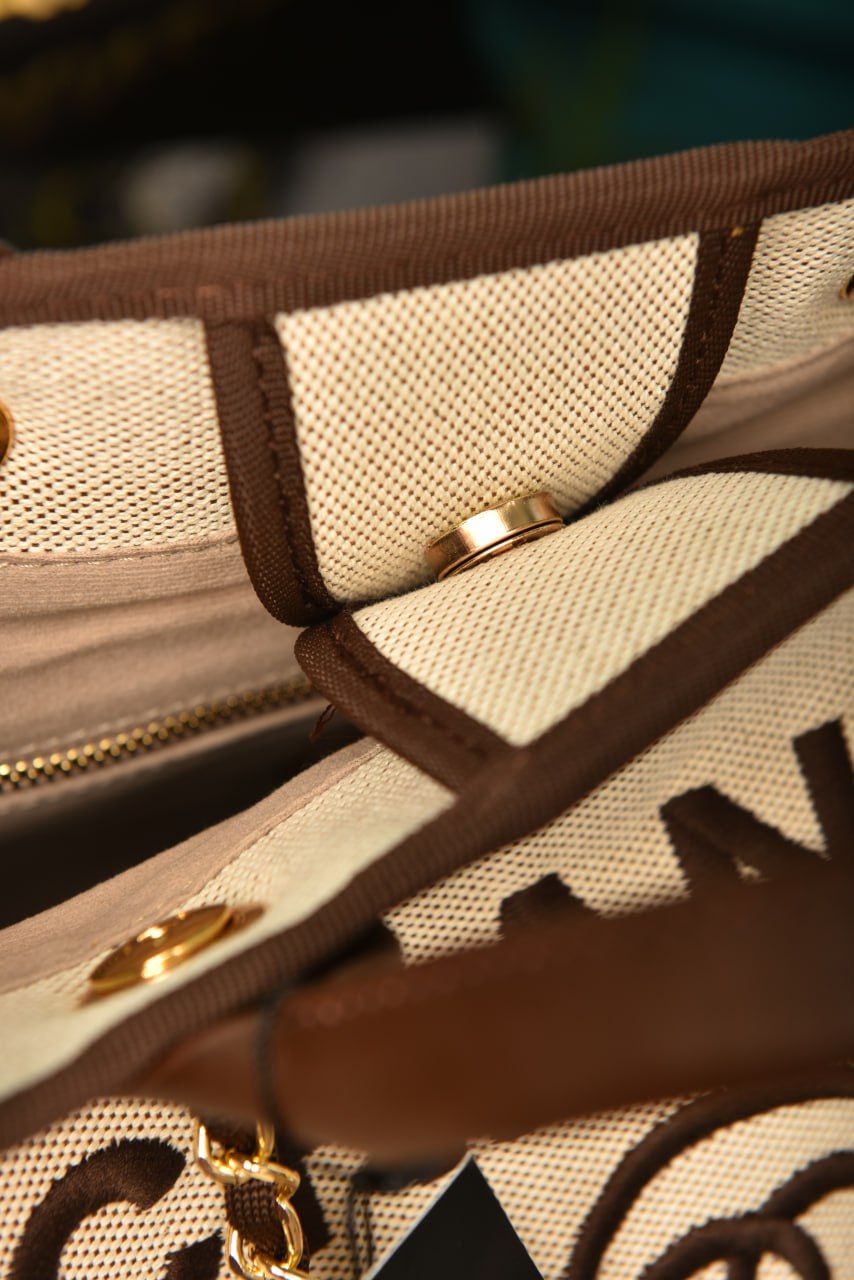 CH - 31 Rue Cambon Maxi