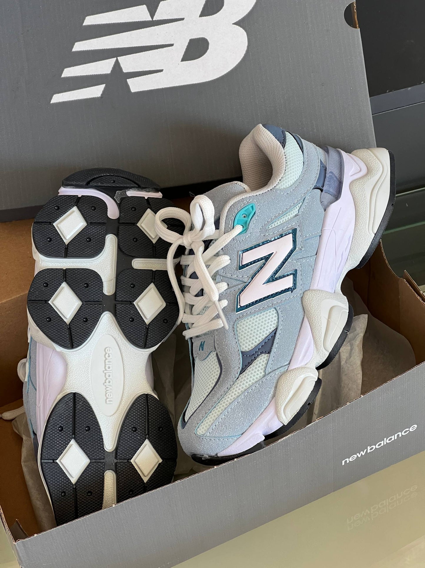 N-W Balance - Shoes