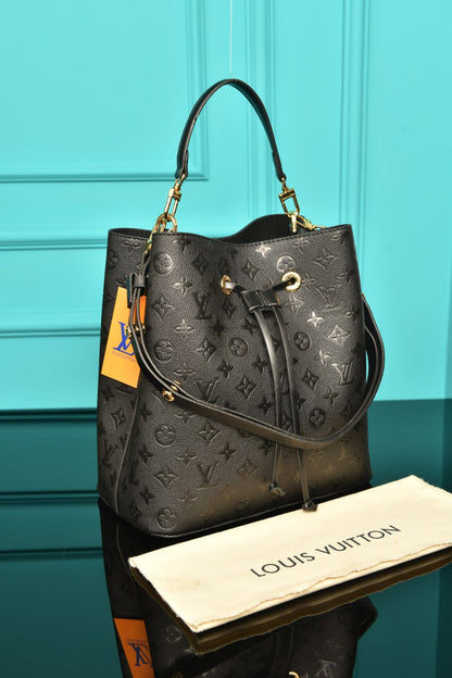 LVS - Bag and Sneakers