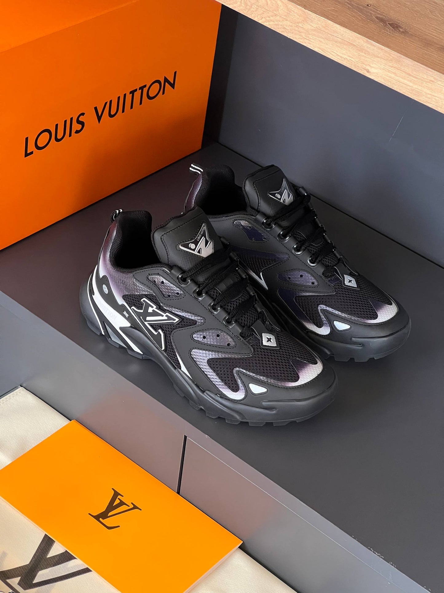 LVS - Runner Tatic Sneakers
