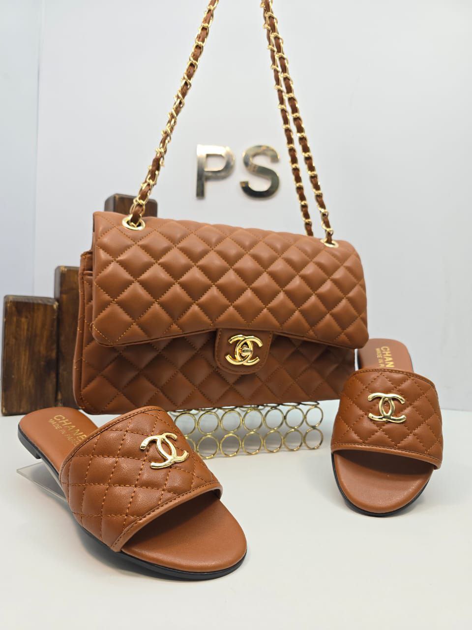 CH - Bag and Slipper