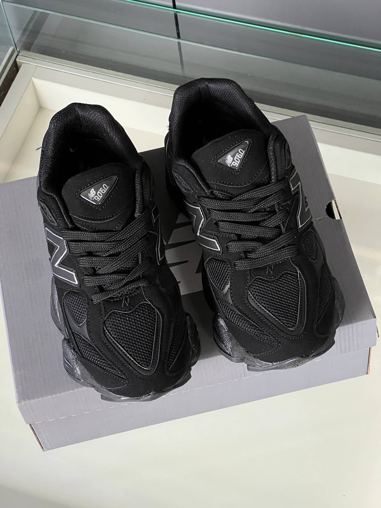 N-W Balance - Shoes