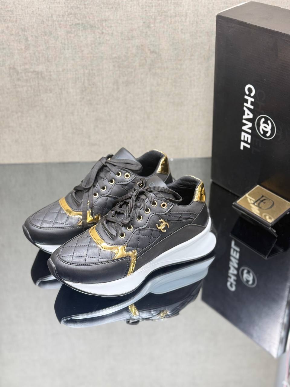 CH - Shoes