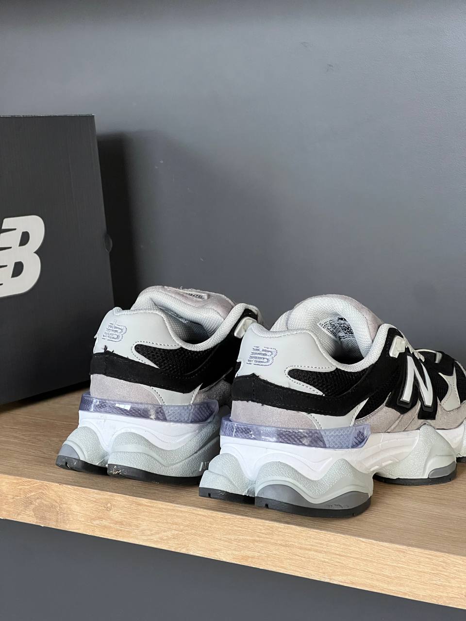 N-W Balance - Shoes