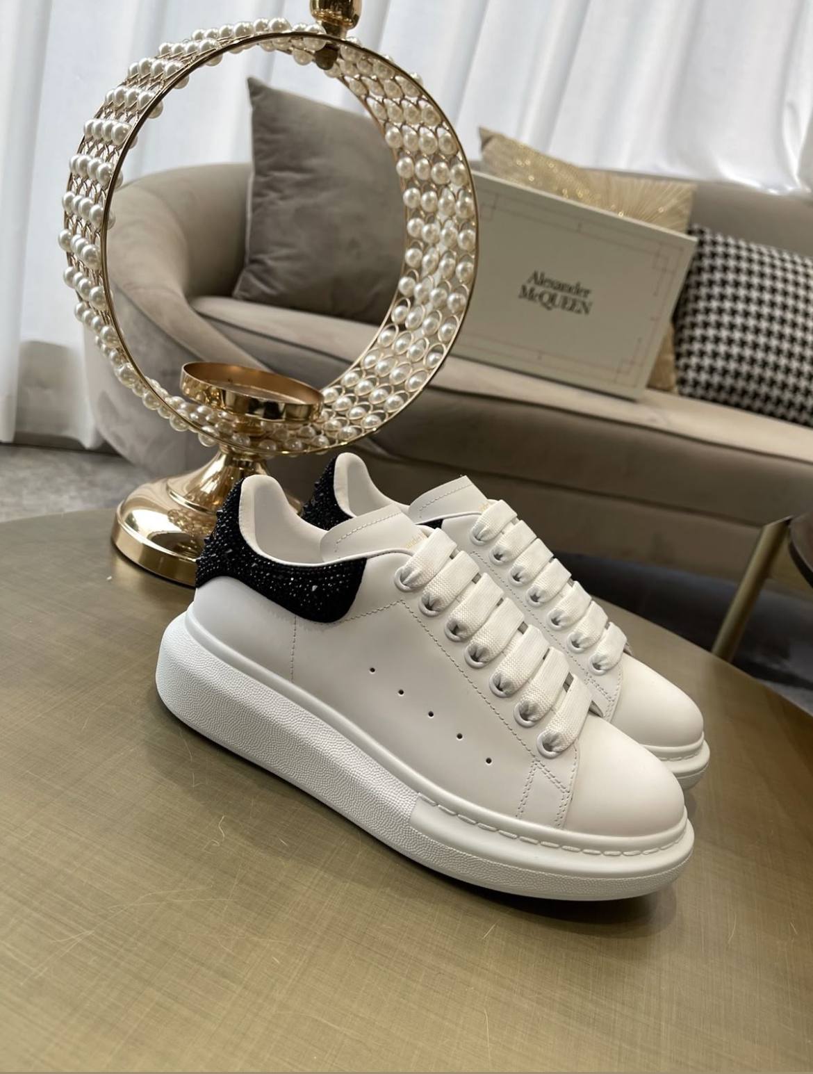 AMQN Shoes