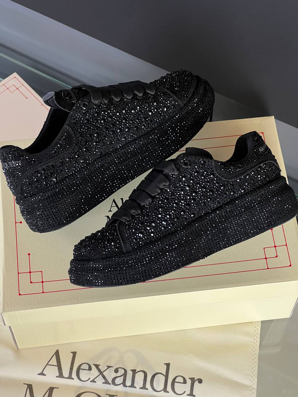 AMQN Shoes