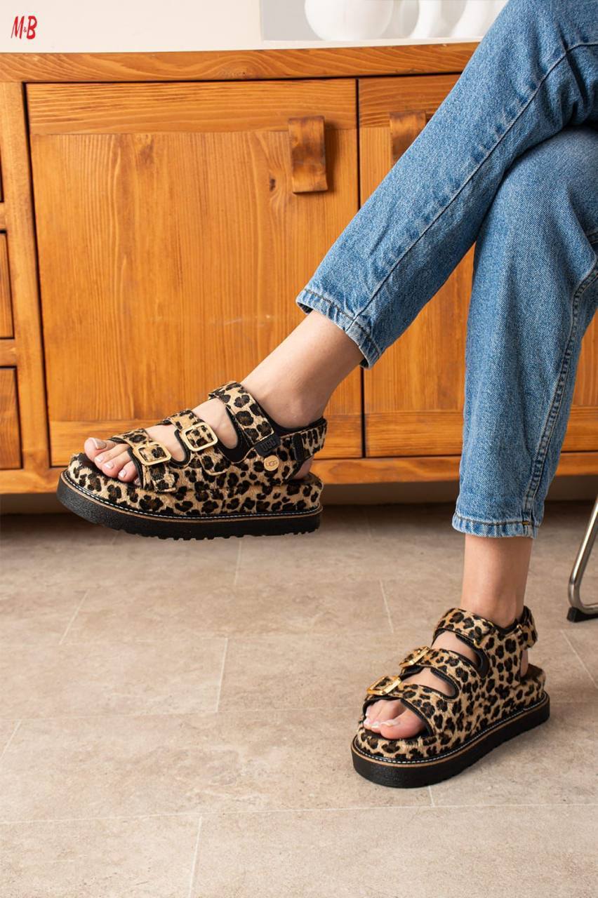 UG - Sandals