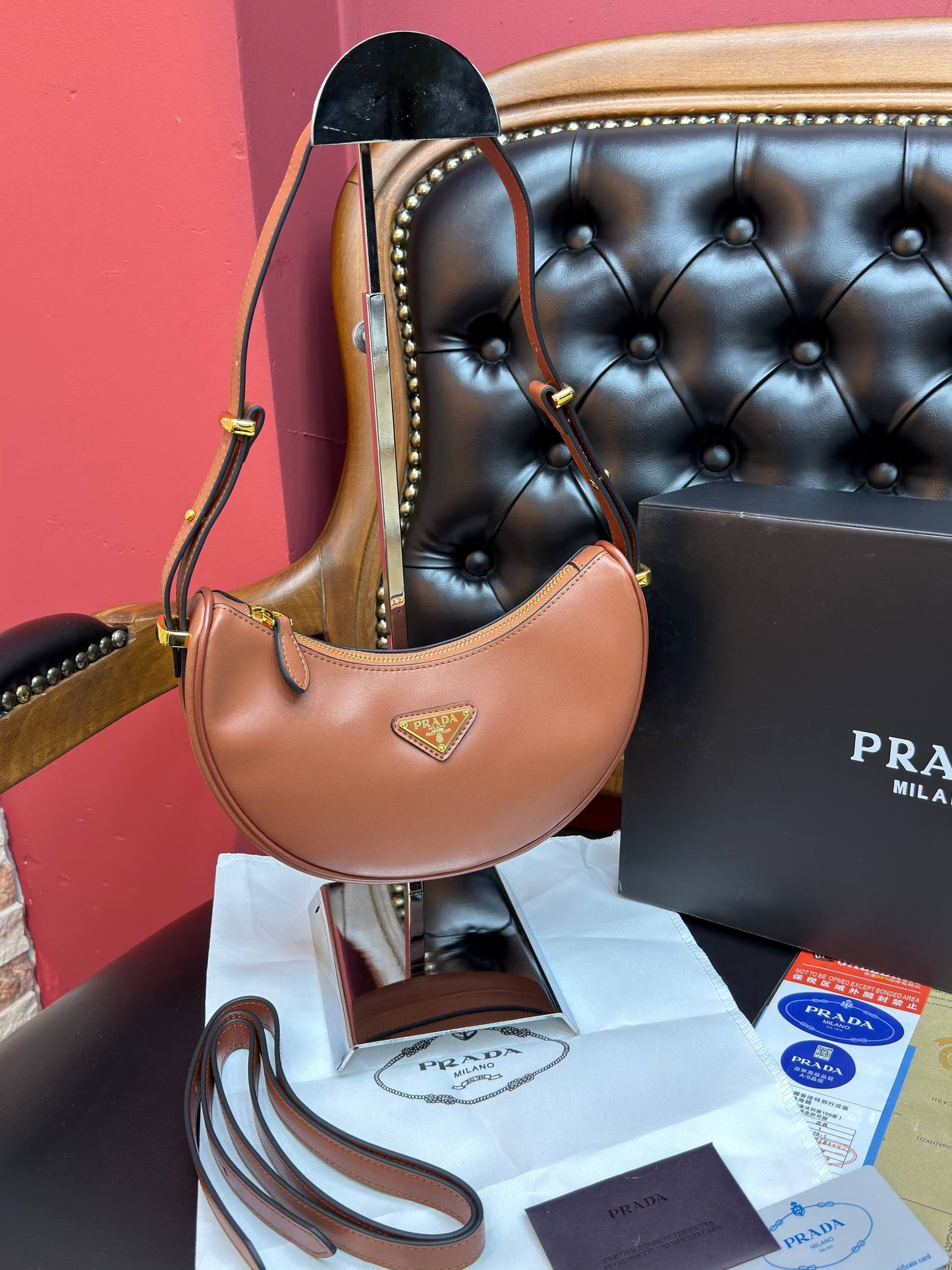 PRD - Arqué leather shoulder bag