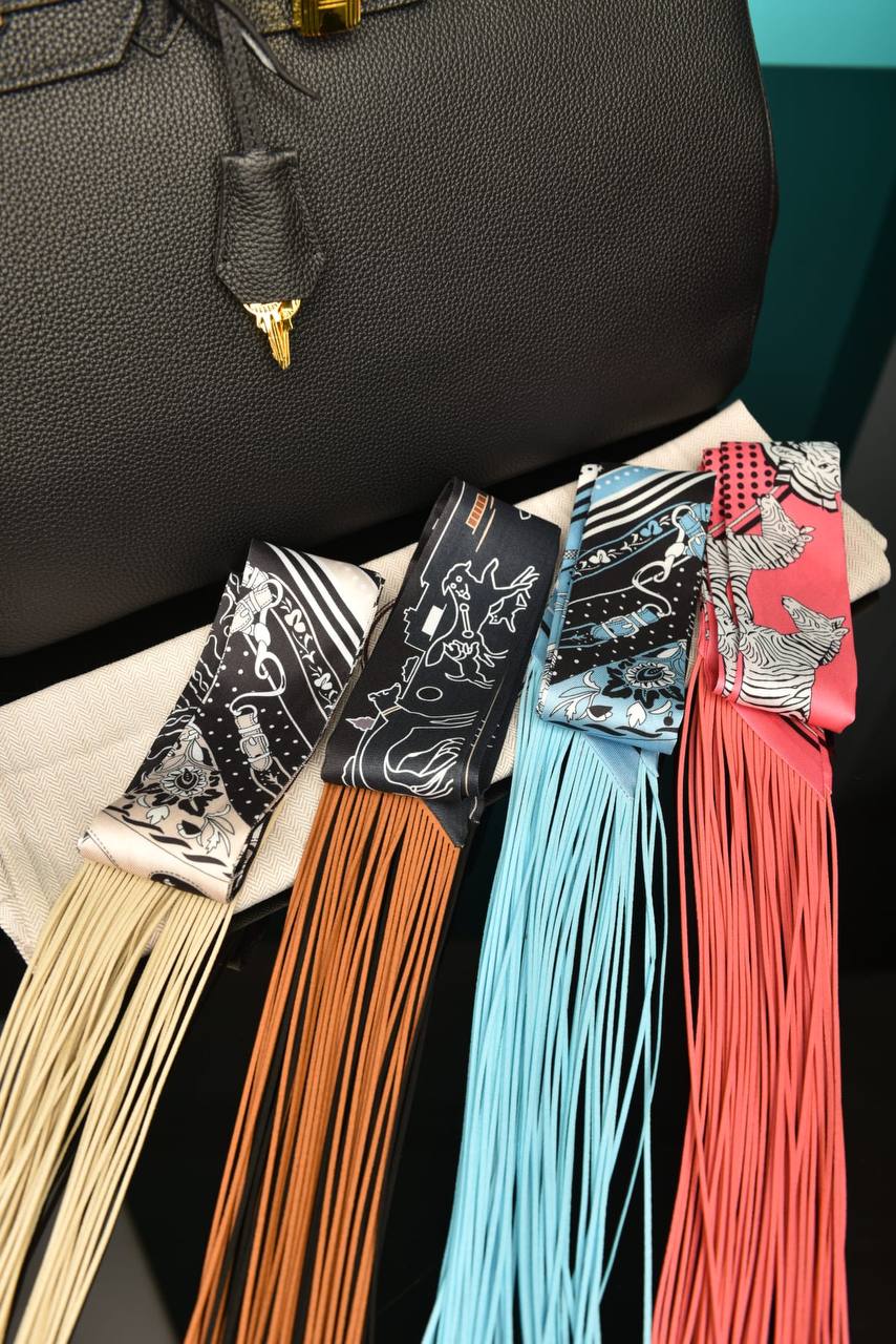 HMS - Silk Twilly Scarf