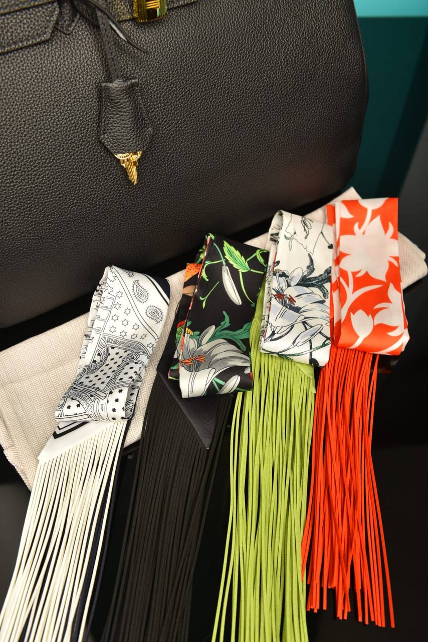 HMS - Silk Twilly Scarf