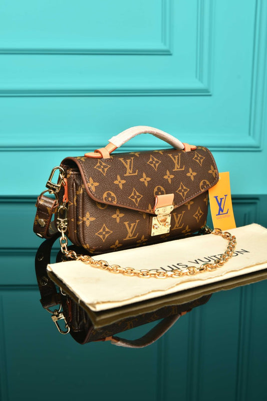 LVS - Pochette Metis East